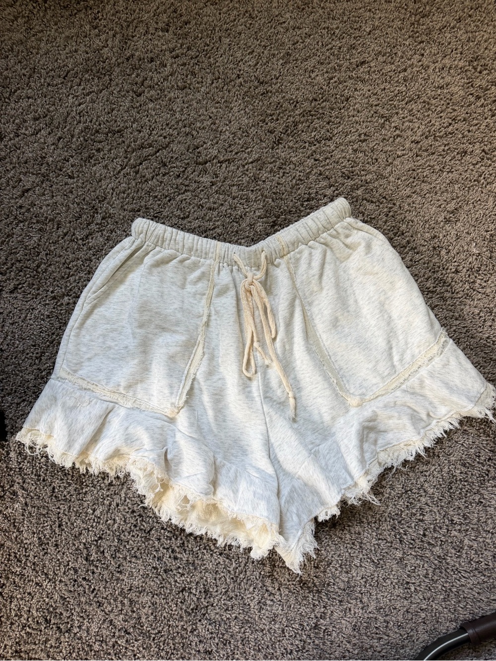 Easel Frayed Hem Shorts